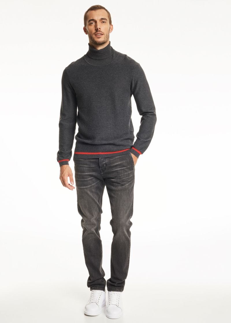Maglione con bordi a costine