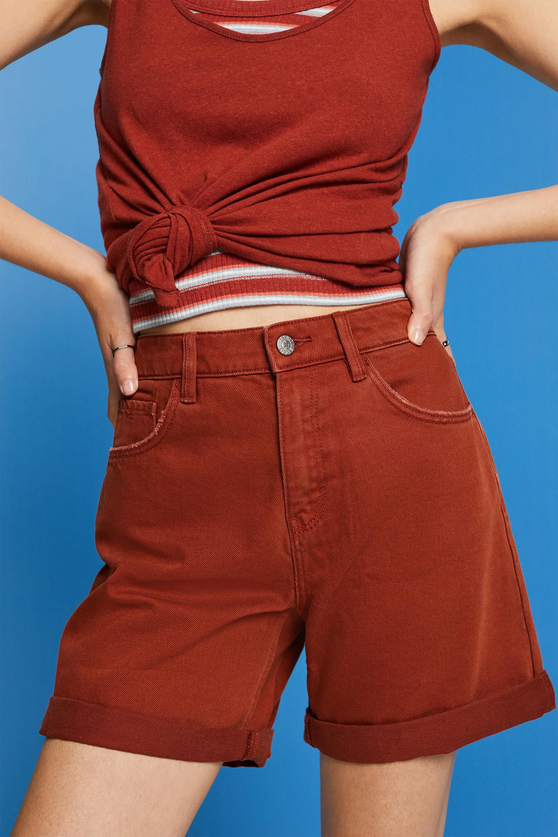 Shorts in denim a vita alta con bordo arrotolato